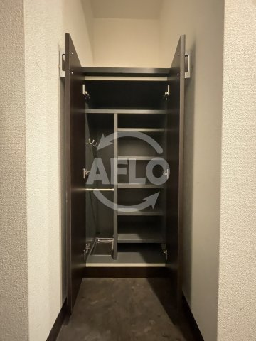 ライジングコートベイシティ西九条ノースの収納|ライジングコートベイシティ西九条ノース　シューズボックス
