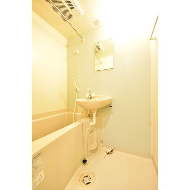 リブタス中野江原町の内装|内装は落ち着いています