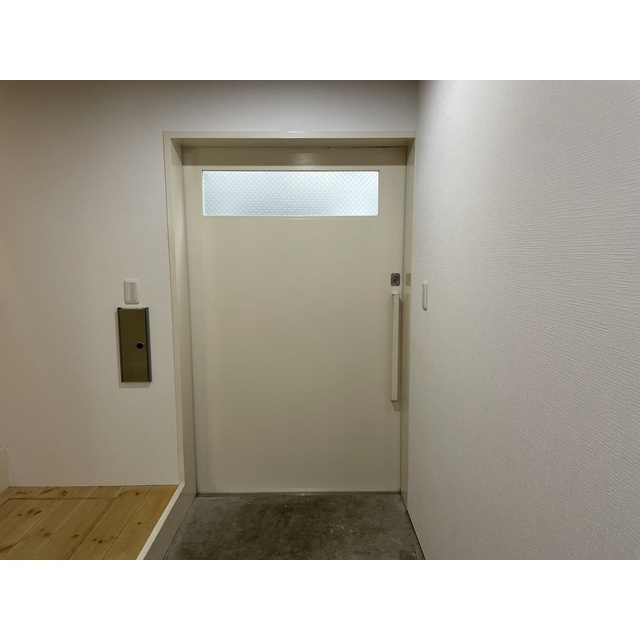 バイカーズアパートメントの玄関|ゆったりとした玄関です