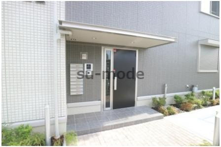 D-room城南のエントランス