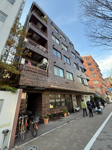 元代々木桜苑マンションの外観|外観は落ち着いています