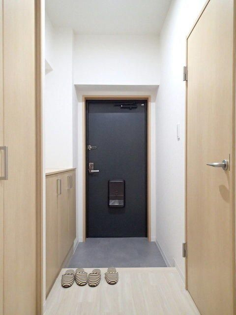 磯子シティハウスの玄関