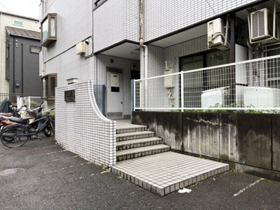 【エントランス】 | パークレイン三田 | 毎日通るエントランスはこのようになっています