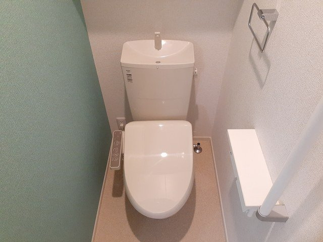 スリザリンⅢのトイレ|落ち着いたトイレです