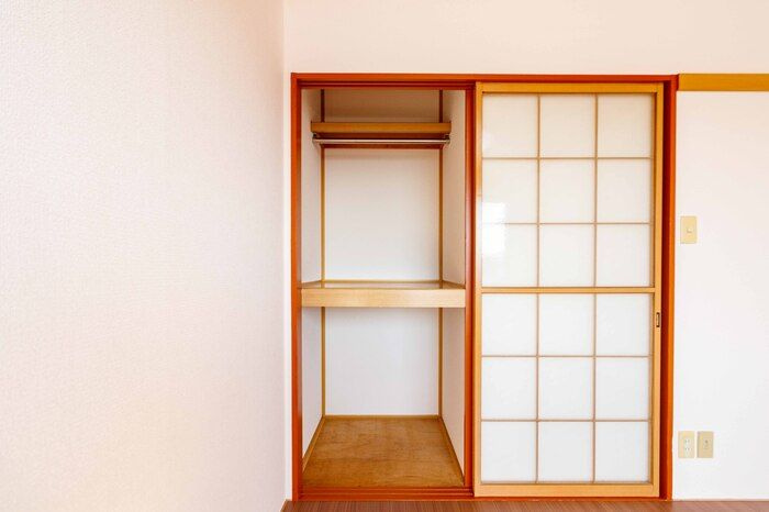 エール上新の収納