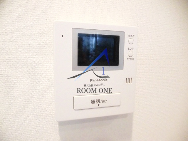 NSハウス田園調布のセキュリティ|モニター付きインターホンです。