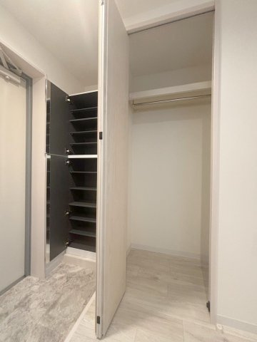 「防音マンション」ラシクラス氷川台の収納|専用の収納スペースです