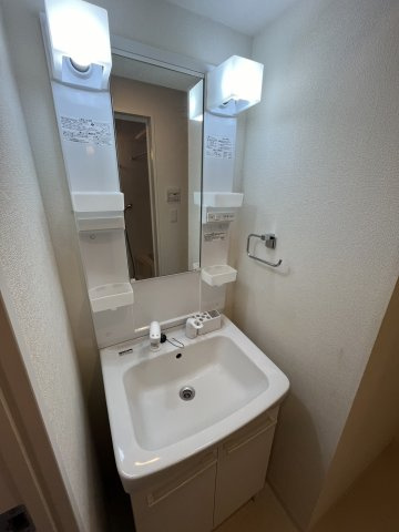 アイルプレミアム千駄木の洗面所