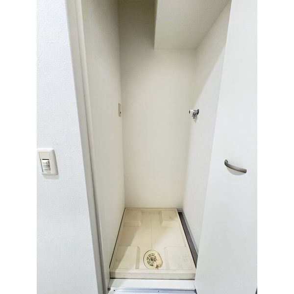 フロンティアタワー九条Ⅲの洗面所