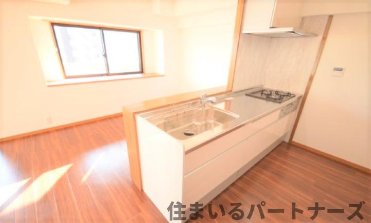 エバーライフネアシティ久留米弐番館のキッチン|きれいなキッチンです