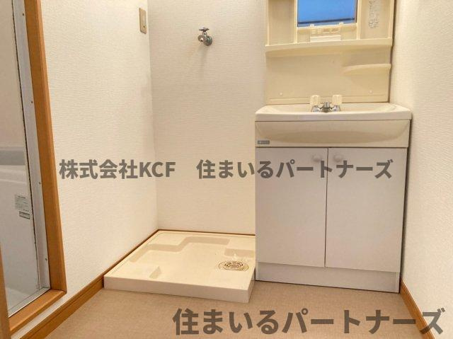 コーポコーワの洗面所|脱衣スペースもあります