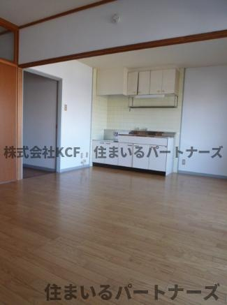 ハイランド松ヶ枝の居間・リビング|使いやすい居間です