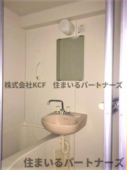 久留米市通町の賃貸マンションの浴室|日々の疲れを癒すお風呂付です