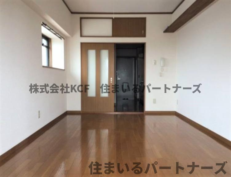 久留米市通町の賃貸マンションの洋室|落ち着いた色調の洋室です