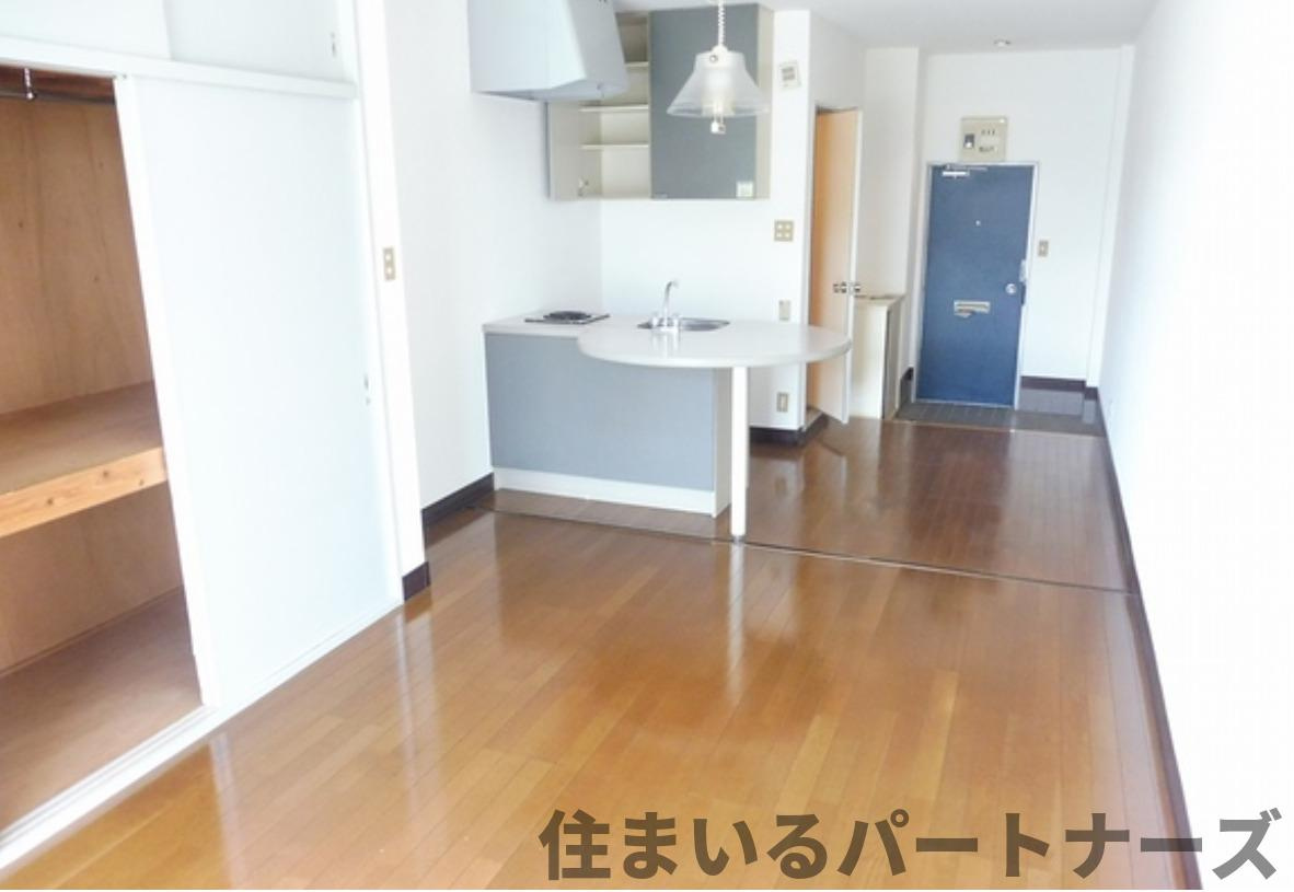 プチクローバーⅡの居間・リビング|おしゃれな居間です