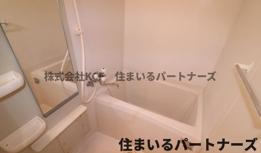シャンベルジュKTの浴室|ゆったり過ごせるお風呂です