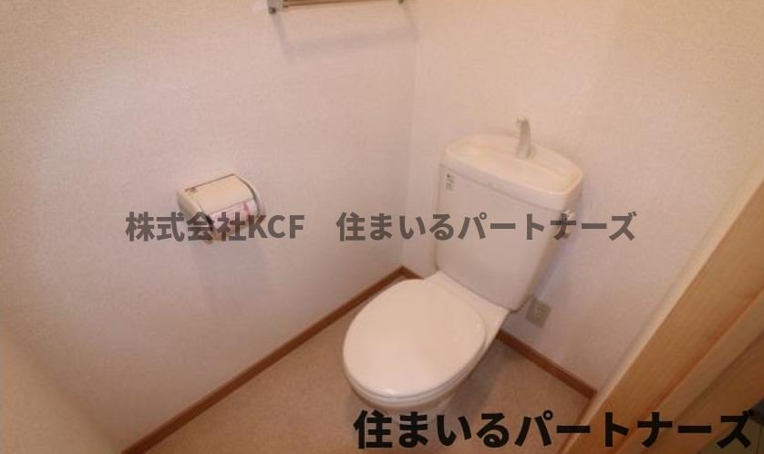 シャンベルジュKTのトイレ|落ち着いた色調のトイレです