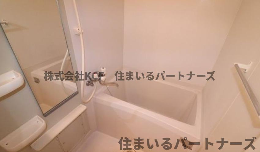 シャンベルジュKTの浴室|日々の疲れを癒すお風呂付です