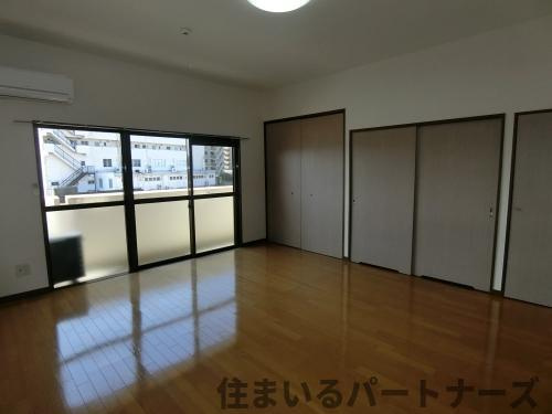 リバーサイド東櫛原の洋室|コンパクトで使いやすい洋室です
