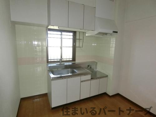 リバーサイド東櫛原のキッチン|コンパクトなキッチンで掃除もラクラク