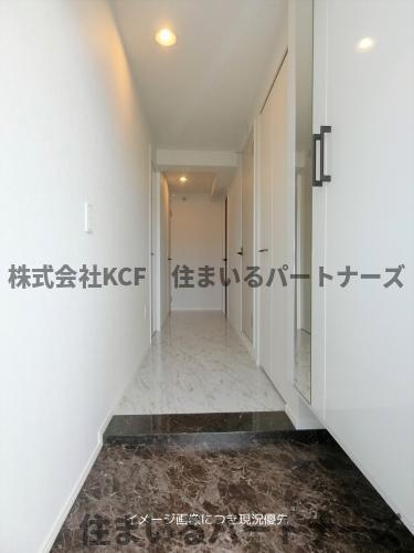 イーストガーデン久留米本町の玄関|同建設会社別物件