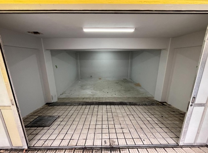 スターハイツ（東京都板橋区中台1丁目55-10）貸倉庫店舗の内装