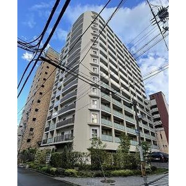 ファインフラッツ南森町の外観