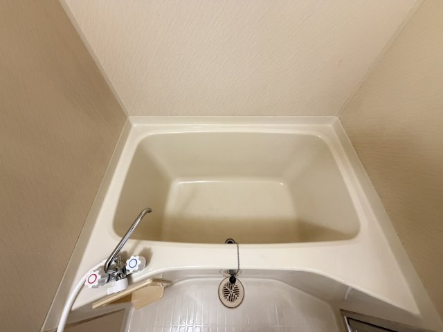 SKエクシード照ヶ丘の浴室