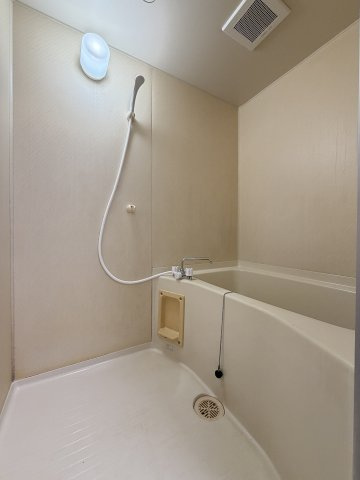 SKエクシード照ヶ丘の浴室