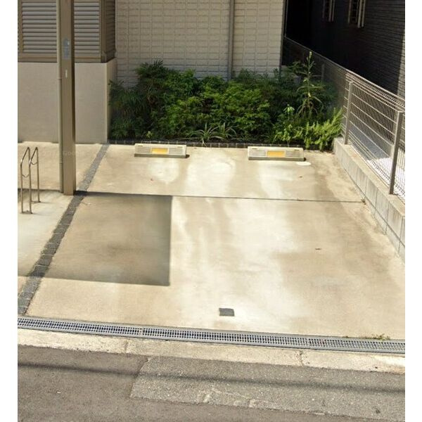 Brawny福島の駐車場