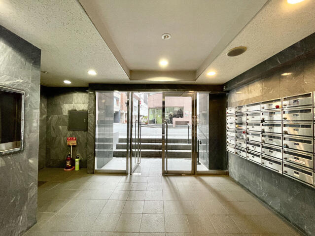 スカイコート日本橋人形町のロビー