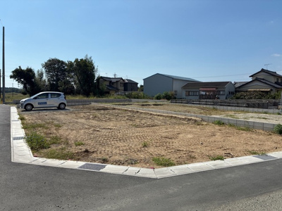 【外観】 | 豊橋市高師本郷町 28期 新築一戸建て 5号棟 | 現在建築中の外観画像です。ご内覧は同じメーカーの完成物件へご案内いたしますので、いつでもご相談ください！