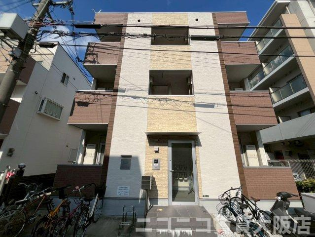 大阪市城東区諏訪２丁目のアパートの外観