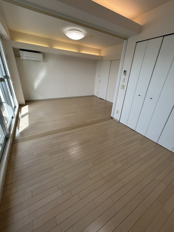 コスモリード谷町六丁目のその他