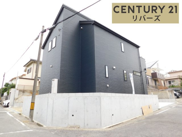 名古屋市天白区平針南２丁目の新築一戸建の前面道路含む現地写真|☆１号棟☆　　新価格！！いつでもご案内できます♪（お問合せ当日、平日、水曜、夜間もＯＫ）　長期優良住宅！　ＺＥＨ水準住宅！　駐車並列２台ＯＫ！　続き間ＬＤＫ２１．０帖♪　収納豊富な間取り♪