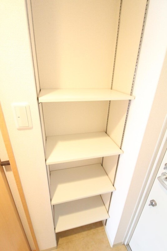 大阪プレステージアコモデーションの収納