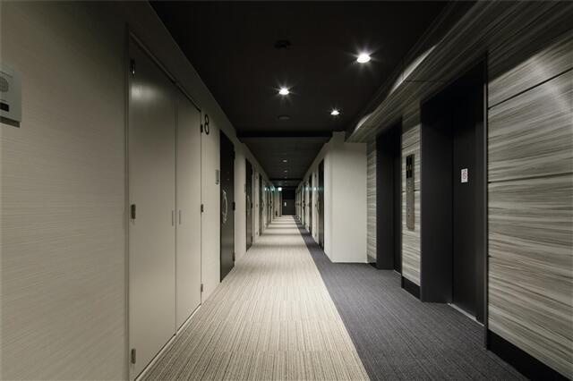 S-RESIDENCE新大阪WESTのロビー