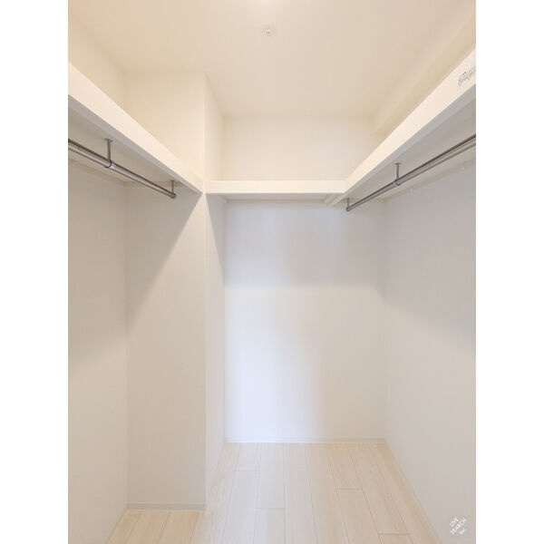 スプランディッド新大阪VIIIの収納