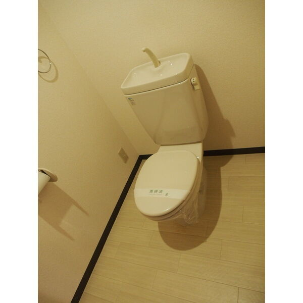 Ｊ・ＡＷＡＺＡのトイレ