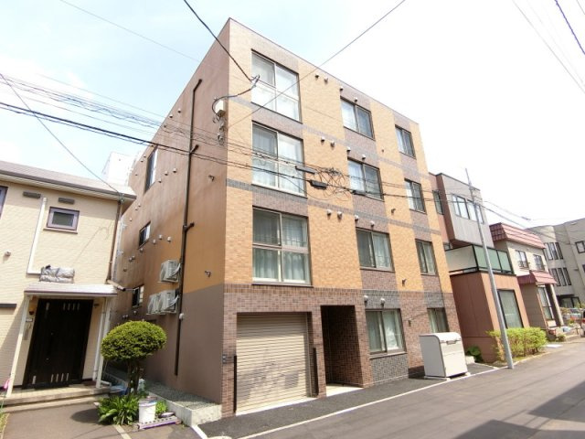 クレアメゾン東札幌