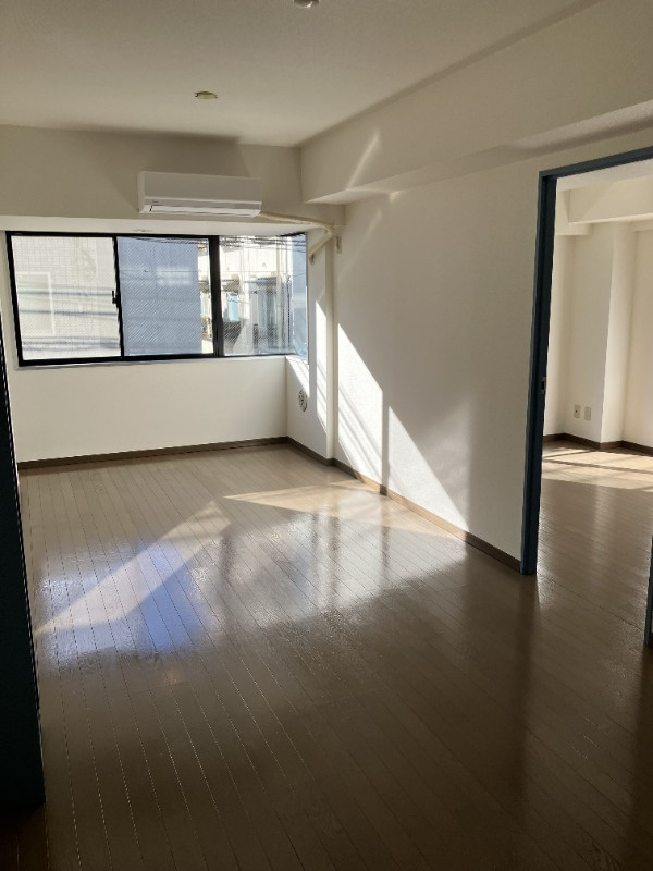 杉並区井草４丁目の賃貸マンションの居間・リビング|リビングです