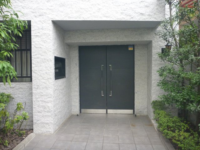 エルミタージュ南阿佐ヶ谷弐番館のエントランス|落ち着いたエントランスです