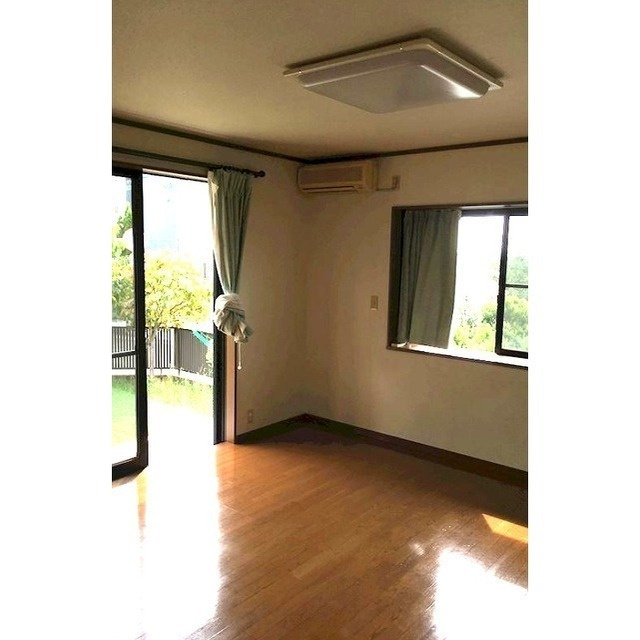 錦が丘戸建の居間・リビング