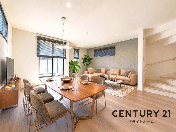 横浜市中区本牧間門の新築一戸建の居間・リビング|明るいLDK！！
陽当たり良好です。
※家具等はCGでの参考レイアウトです。