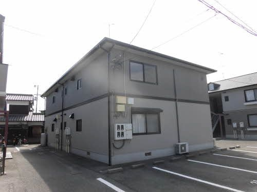 クリスタルハーモニー Ｃ棟の外観