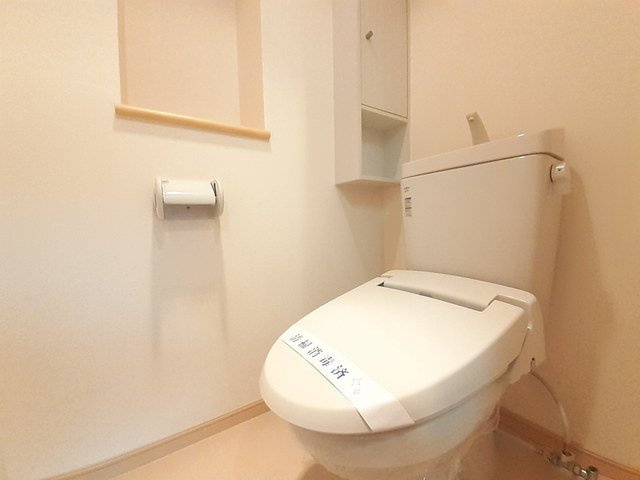 【トイレ】 | プラトー桜坂 | トイレもきれいです