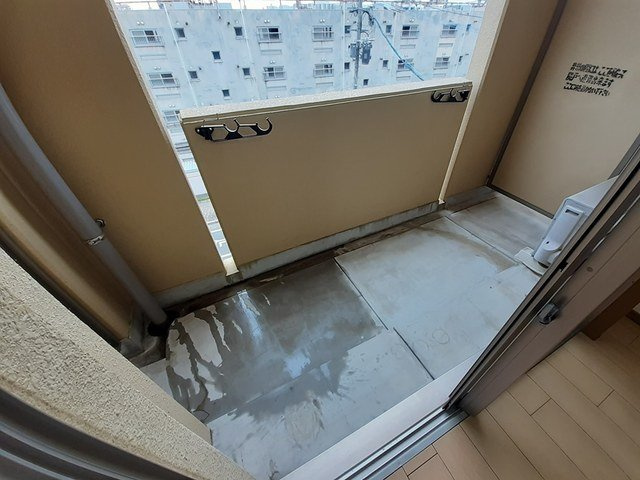 【バルコニー】 | ビルドオオタニ | 外からの目が気にならないバルコニーで洗濯物が干せます