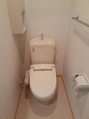 【トイレ】 | アルタ・スタジョーネＢ | 落ち着いたトイレです