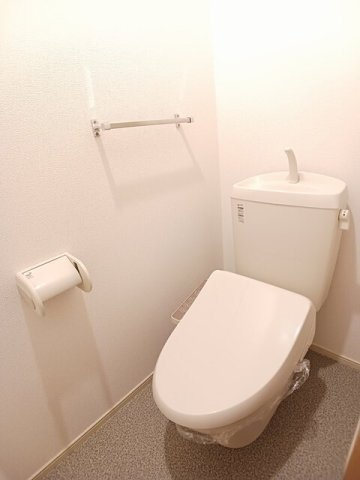 グランツ・ハウスⅢのトイレ|コンパクトで使いやすいトイレです