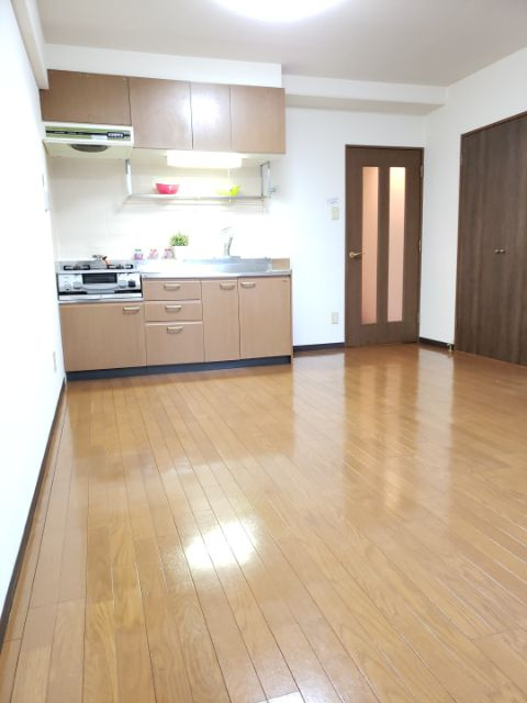 エンドール吉根の居間・リビング|ゆったりとした居間です